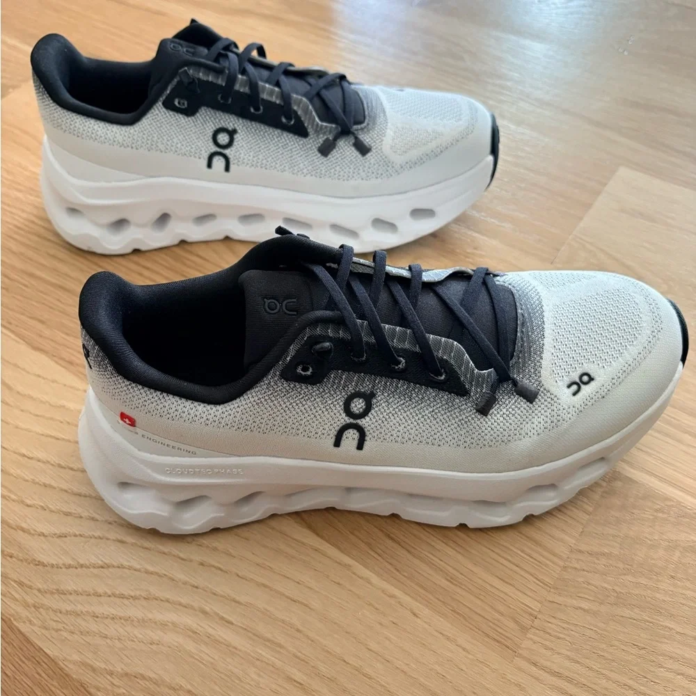 On Running OC Cloudtilt black ivory Women's 8.5 Sneakers NEW - Picture 5 of 7
